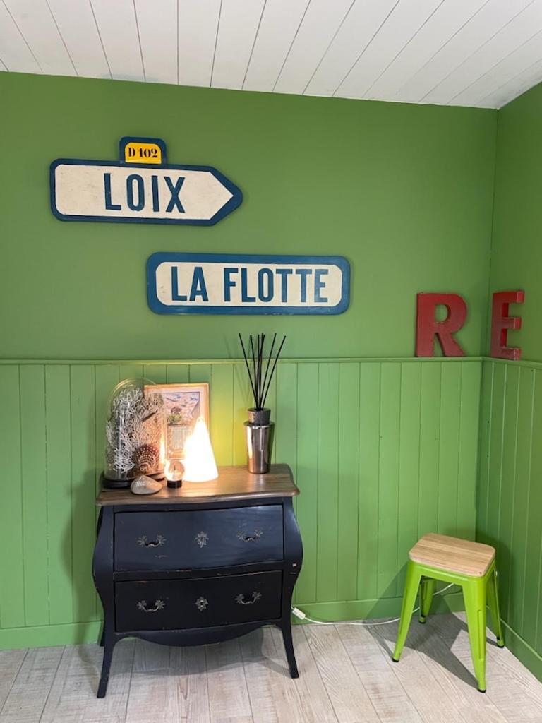 Le Petit Bois Villa Sainte-Marie-de-Re Bagian luar foto